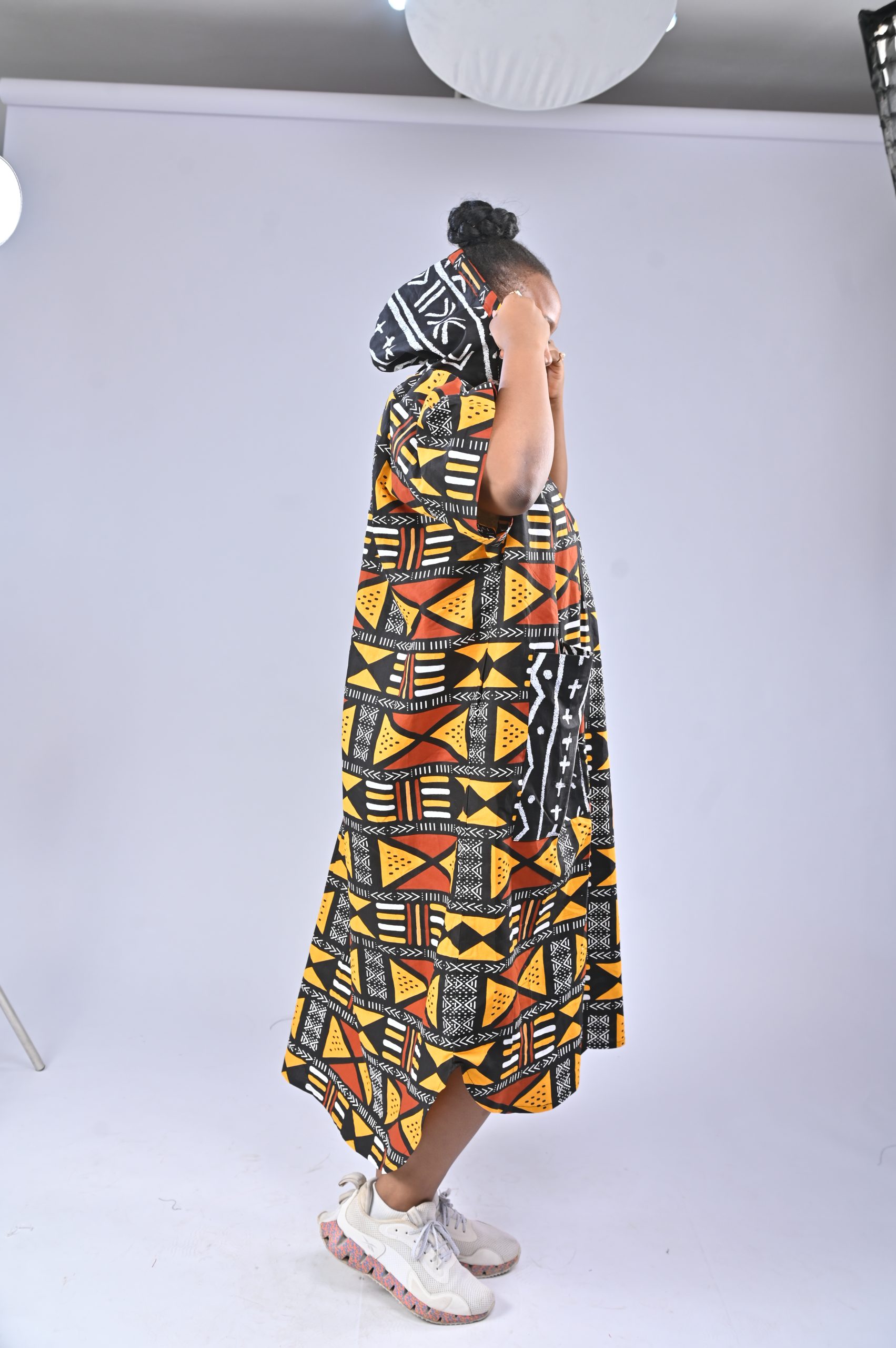 Dani Hoody - Image 2